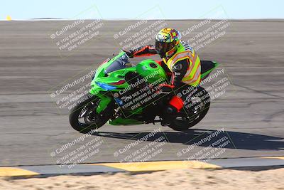 media/Jan-14-2024-SoCal Trackdays (Sun) [[2e55ec21a6]]/Bowl (11am)/